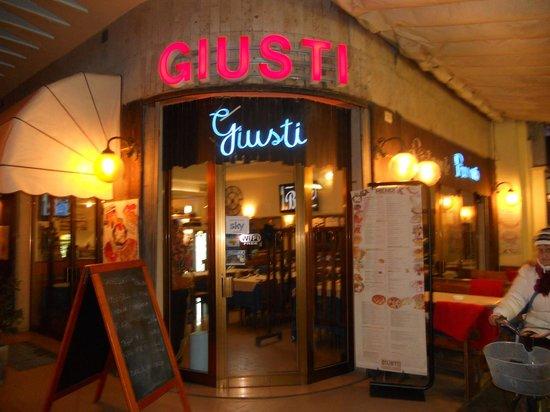 Ristorante Pizzeria Giusti